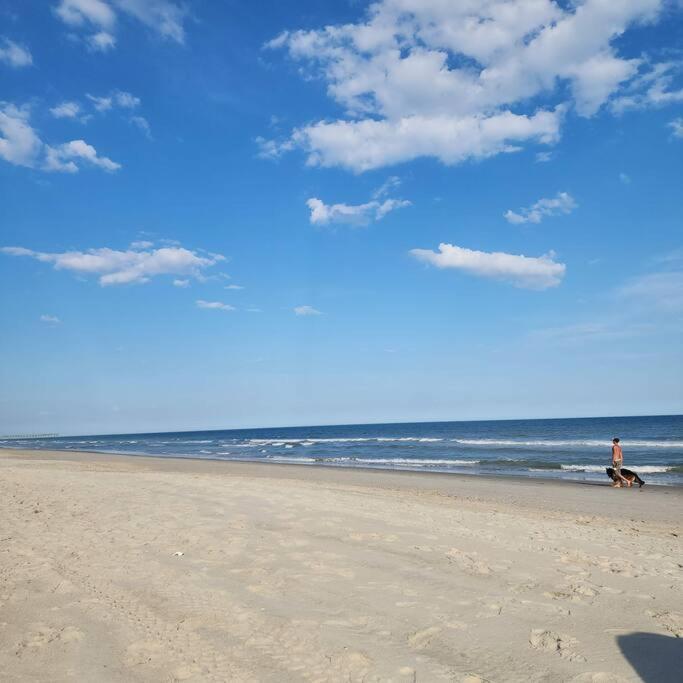Whole House - Short Walk To The Beach Ocean Isle Beach Exteriör bild
